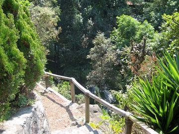 PROPIEDAD CON EXCELENTE VISTA AL LAGO, AVANDARO