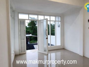 Villa Dijual di Batu Malang