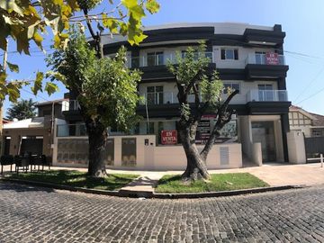 Departamento de 1 y 2 Amb  a estrenar en  BANFIELD FINANCIACION PROPIA