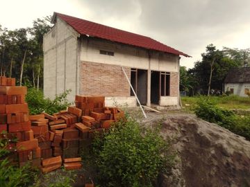 RUMAH MURAH DI TIMUR PASAR MANISRENGGO