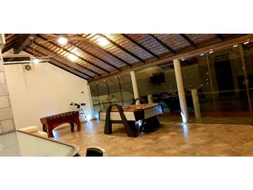 CASA EN VENTA CON VISTA AL LAGO 