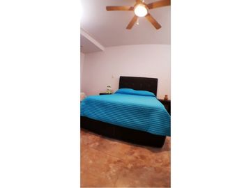 CASA EN VENTA CON VISTA AL LAGO 