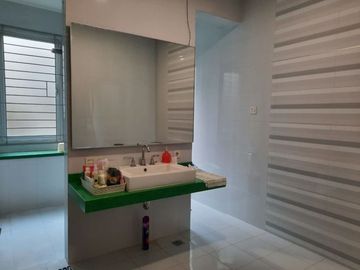 Rumah Bagus Ada Swimming Pool Di Lebak Bulus Jaksel -DW/AC 5204 BR