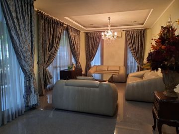 Rumah Bagus Ada Swimming Pool Di Lebak Bulus Jaksel -DW/AC 5204 BR