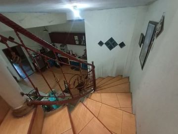 Rumah Luas Cocok Untuk Buat TK / Paud Di Taman Alamanda, Karangsatria, Bekasi.