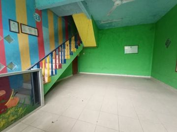 Rumah Luas Cocok Untuk Buat TK / Paud Di Taman Alamanda, Karangsatria, Bekasi.