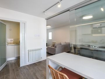 Departamento en  venta de 2 Dormitorios con patio 01-01 , en Balcarce 1355, Rosario Centro.