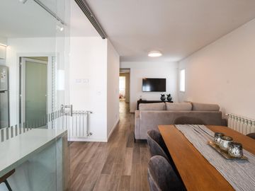 Departamento en  venta de 2 Dormitorios con patio 01-01 , en Balcarce 1355, Rosario Centro.