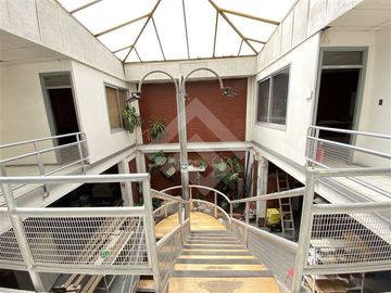 Local Comercial o Bodega en venta en Santiago