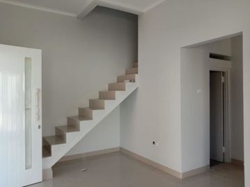 Rumah 2 Lantai 600Jtan di Kota Bandung Gedebage Cipamokolan Rancasari