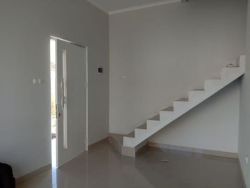 Rumah 2 Lantai 600Jtan di Kota Bandung Gedebage Cipamokolan Rancasari