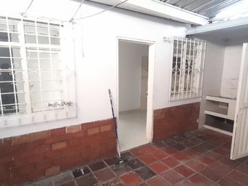 casa en venta en salomia. Cod V4768