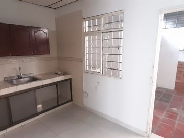 casa en venta en salomia. Cod V4768
