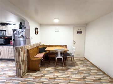 Casa en venta de 5 dorm. en Pudahuel