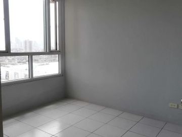 For Sale: 3BR Unit at Mezza Residences, Quezon City
