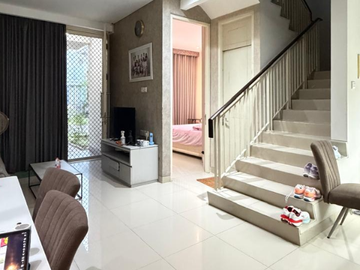 RUMAH SIAP HUNI LONG BEACH PAKUWON CITY