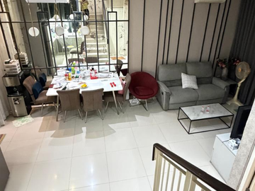 RUMAH SIAP HUNI LONG BEACH PAKUWON CITY