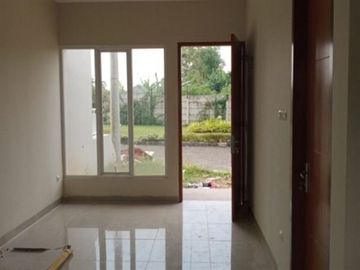 Rumah Baru 1 Lnt, LT 72 m&sup2;, Rp 810 Juta, di Pancoran Mas, De