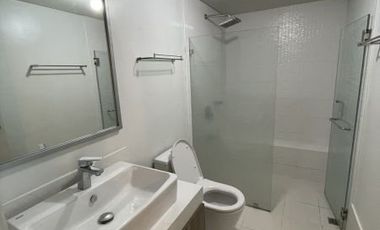 FOR LEASE! 1BR Spacious condo unit in Kroma Tower, Makati CIty