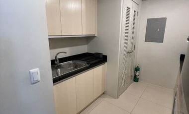 FOR LEASE! 1BR Spacious condo unit in Kroma Tower, Makati CIty