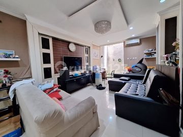 Rumah Teduh Dalam Perumahan Aruba, Jalan Pemuda