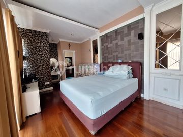Rumah Teduh Dalam Perumahan Aruba, Jalan Pemuda
