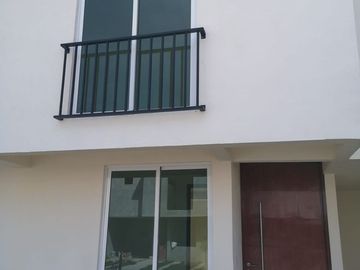 VENTA DE CASA NUEVA EN CONDOMINIO EN TENANGO DEL VALLE EDO. MEX.