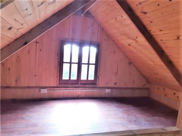VENTA DE CASA Y CABAÑA EN DOS LOTES EN B. LA TOMA, CAPILLA DEL MONTE-