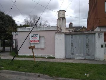 Casa PH en venta en Castelar Norte