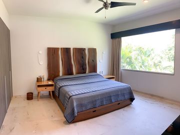 Casa en Fraccionamiento en Tabachines, Cuernavaca, Morelos CAEN-936-Fr