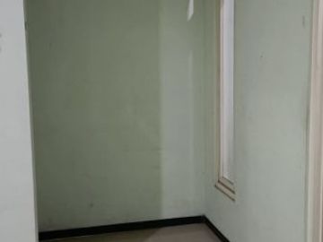 Rumah disewakan Ketintang Baru Surabaya Selatan