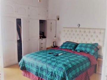 Vendo casa ideal familia grande Av. Eloy Alfaro, Sector Capri, Norte de Quito