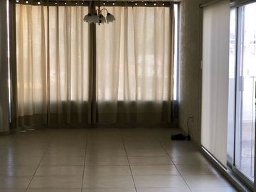 Excelente Oportunidad Departamento en Venta con Local Comercial en Carranza