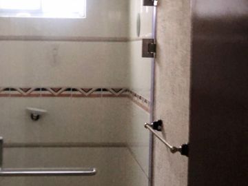 Excelente Oportunidad Departamento en Venta con Local Comercial en Carranza