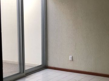 Excelente Oportunidad Departamento en Venta con Local Comercial en Carranza