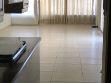 Excelente Oportunidad Departamento en Venta con Local Comercial en Carranza