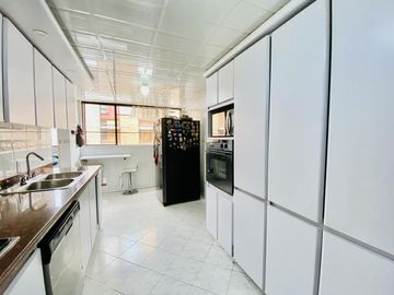 apartamento en venta en santa bárbara. Cod V1004363