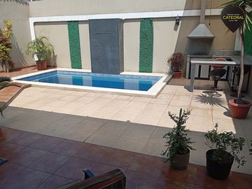 Casa de venta en Alborada Etapa 12 – código:18235
