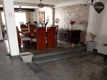 Casa de venta en Alborada Etapa 12 – código:18235