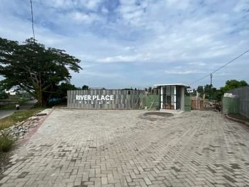 RIVER PLACE VILLA Jalan Brig Jend Zein Hamid Kanal Medan