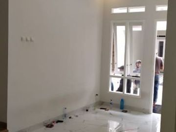 Rumah minimalis modern siap huni tanah baru Depok