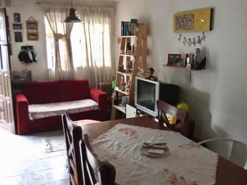 PH en venta - 1 Dormitorio 1 Baño - Cochera - 56Mts2 - Quilmes