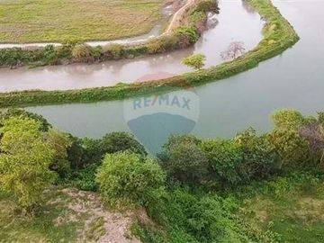 camaronera de venta de agua dulce  Tosagua- Manabi