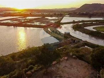 camaronera de venta de agua dulce  Tosagua- Manabi