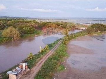 camaronera de venta de agua dulce  Tosagua- Manabi