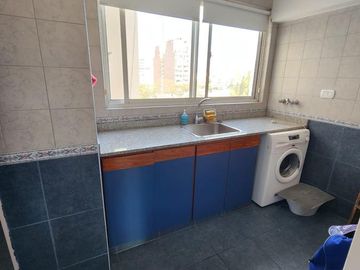Departamento de 4 Dormitorios - Cochera - Baulera