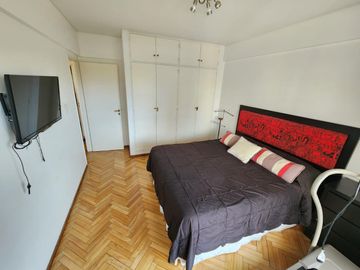 Departamento de 4 Dormitorios - Cochera - Baulera