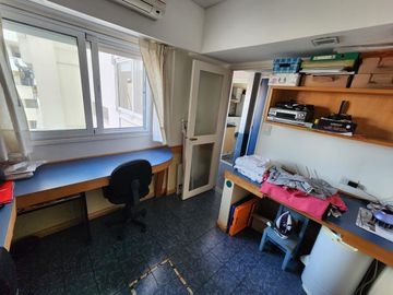 Departamento de 4 Dormitorios - Cochera - Baulera