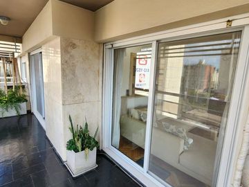 Departamento de 4 Dormitorios - Cochera - Baulera