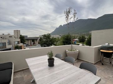 Venta Casa en Privada, Dominio Cumbres